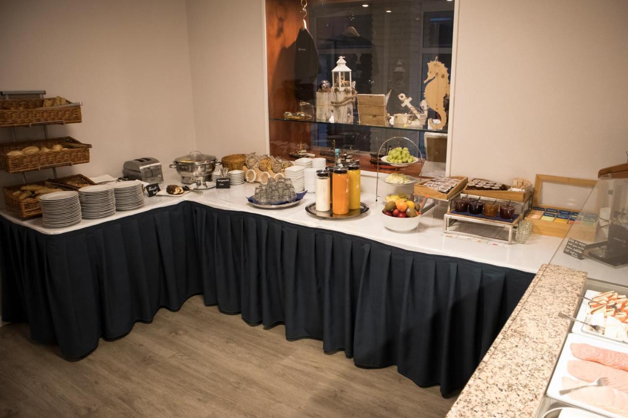 Hotel Am Friesenstrand 토센스 외부 사진